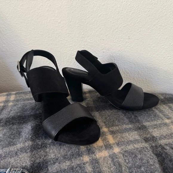Giani Bernini Aikko Black Platform Chunky Buckle Heel 9M Modern Chic Like New - Picture 14 of 14